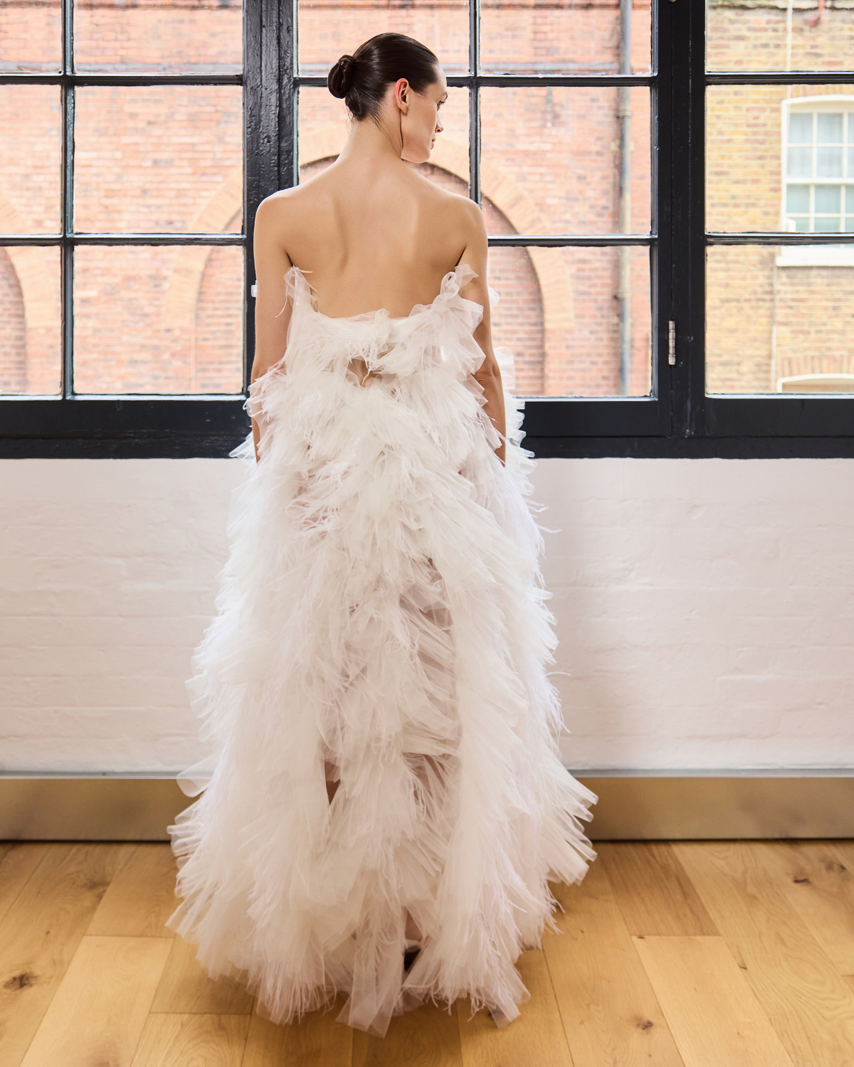 WEDDING DRESS, WEDDING GOWN, TULLE WEDDING DRESS, FEATHER WEDDING DRESS