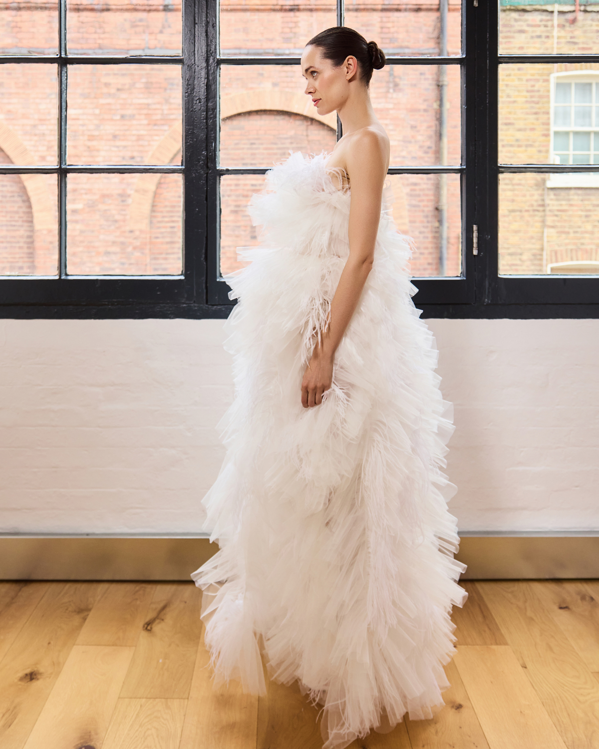 WEDDING DRESS, WEDDING GOWN, TULLE WEDDING DRESS, FEATHER WEDDING DRESS